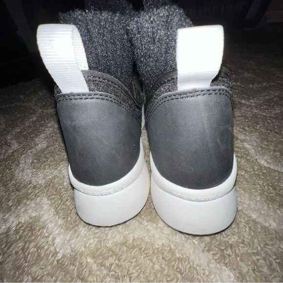 Merrell boots size 7.5 - Picture 3 of 10